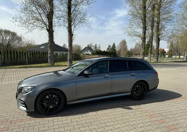 mercedes benz klasa e radomsko Mercedes-Benz Klasa E cena 158000 przebieg: 134000, rok produkcji 2017 z Radomsko
